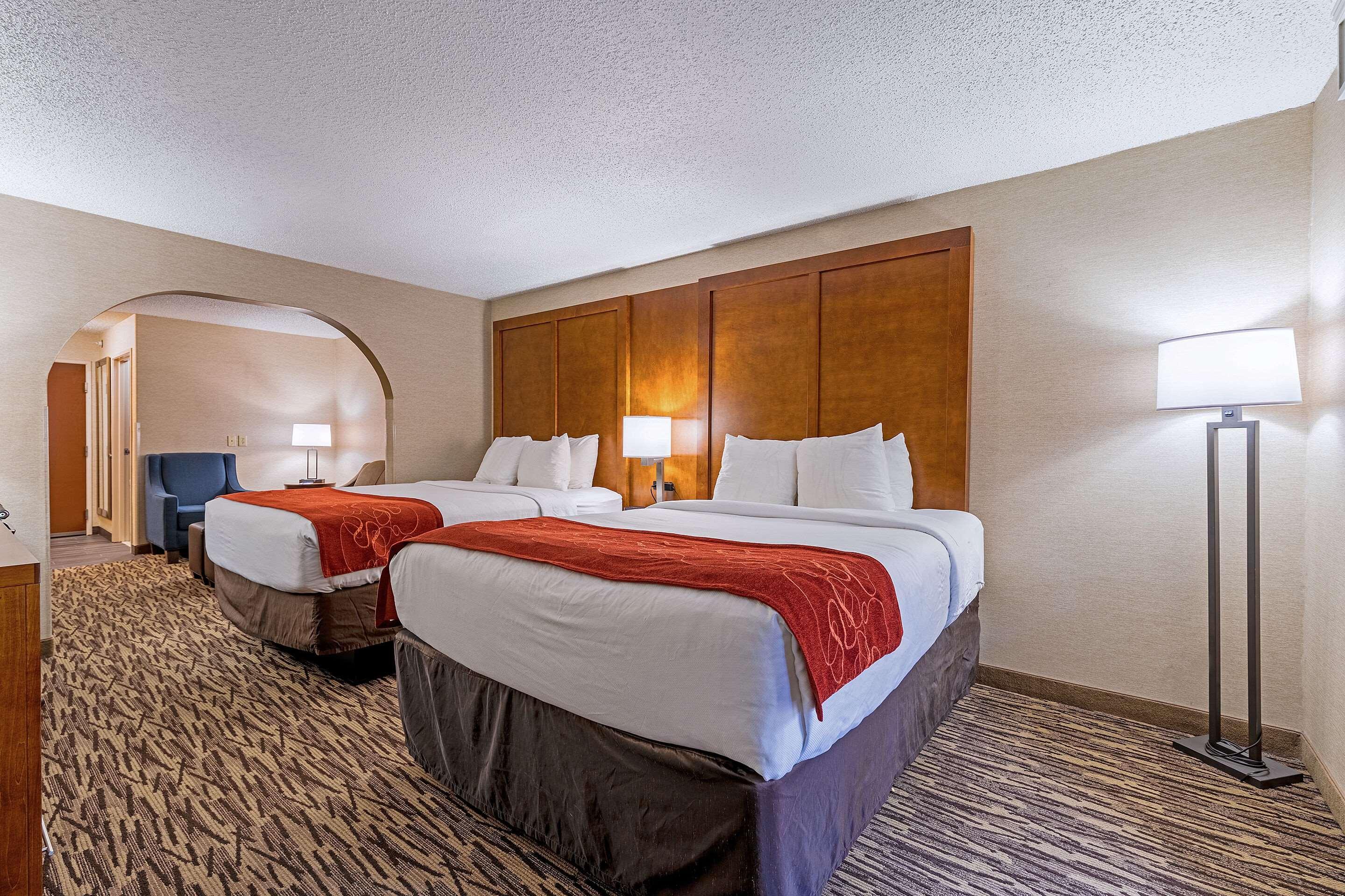 Comfort Suites Golden West On Evergreen Parkway Екстериор снимка