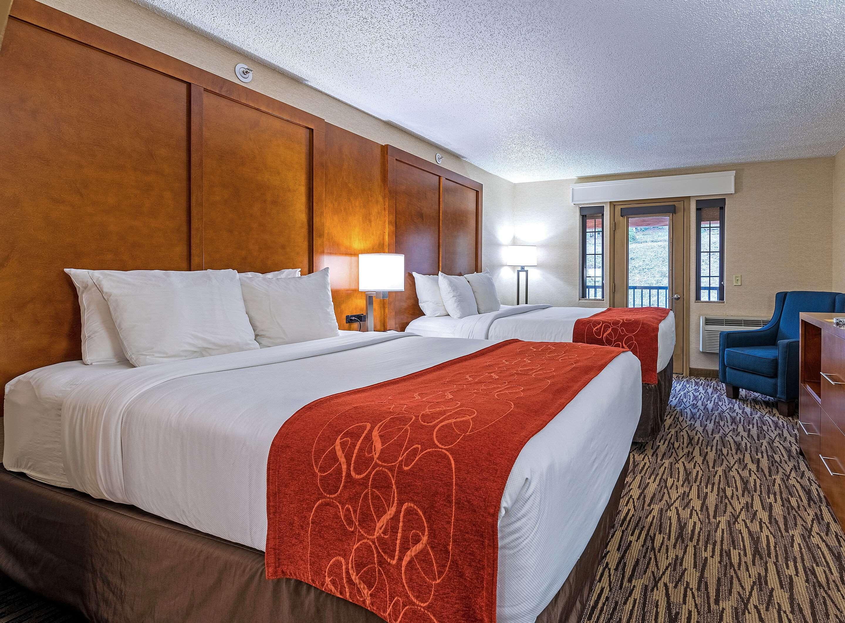 Comfort Suites Golden West On Evergreen Parkway Екстериор снимка