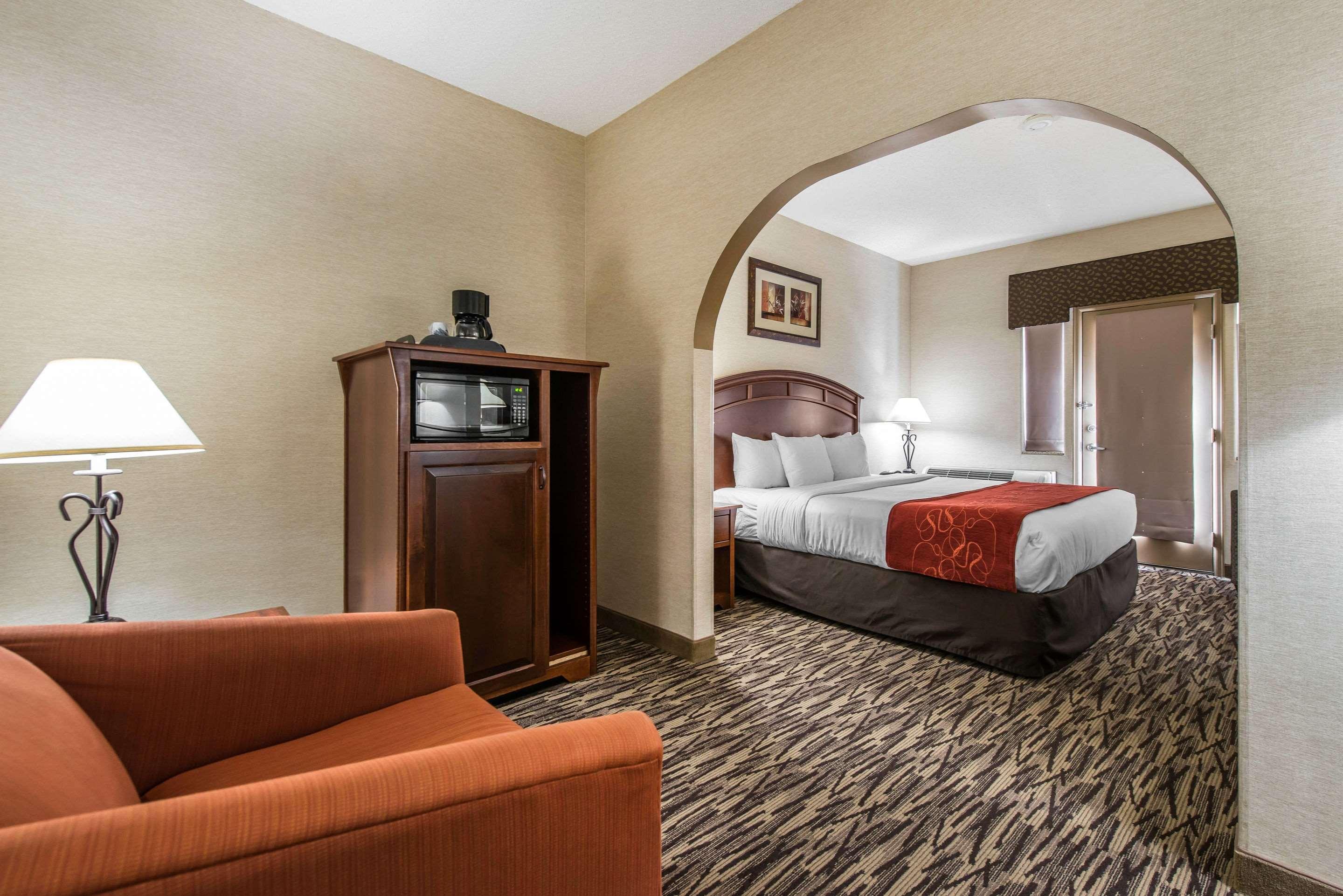 Comfort Suites Golden West On Evergreen Parkway Екстериор снимка