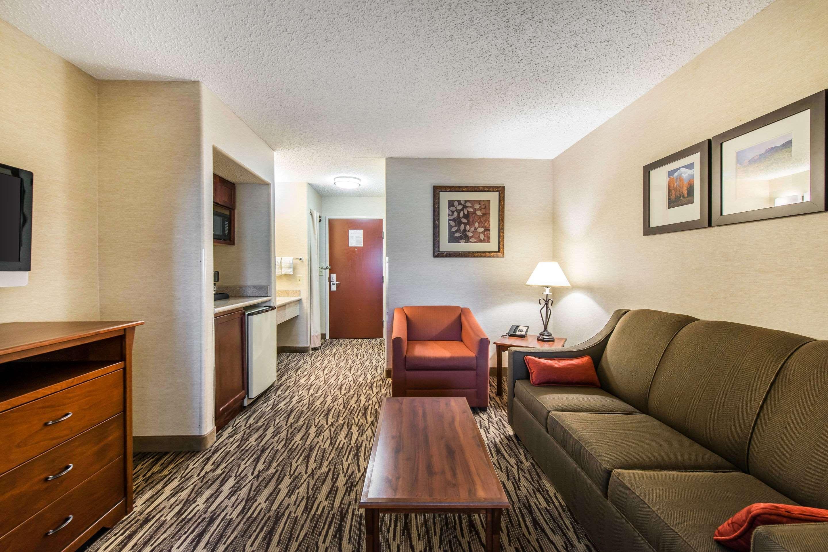 Comfort Suites Golden West On Evergreen Parkway Екстериор снимка