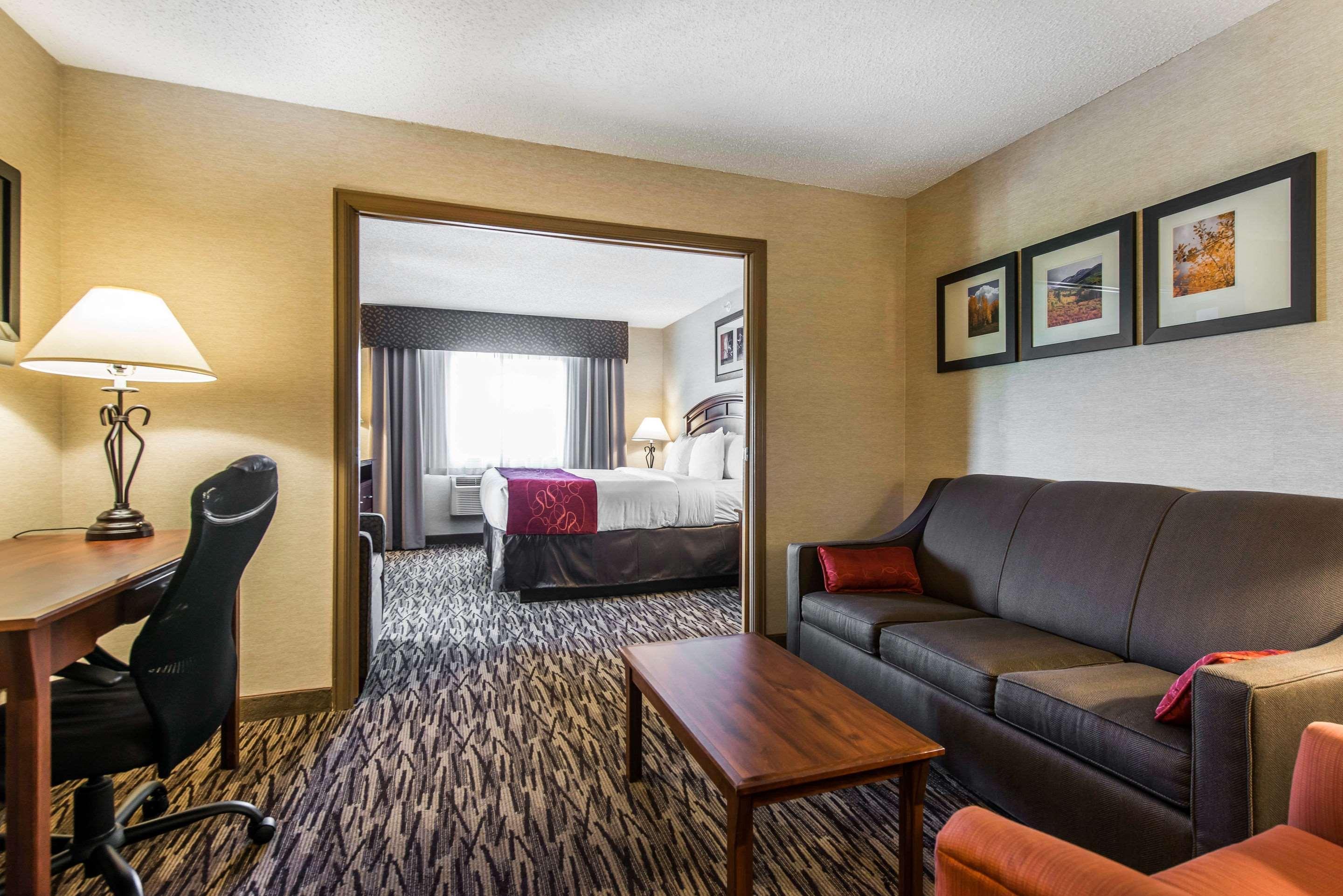 Comfort Suites Golden West On Evergreen Parkway Екстериор снимка