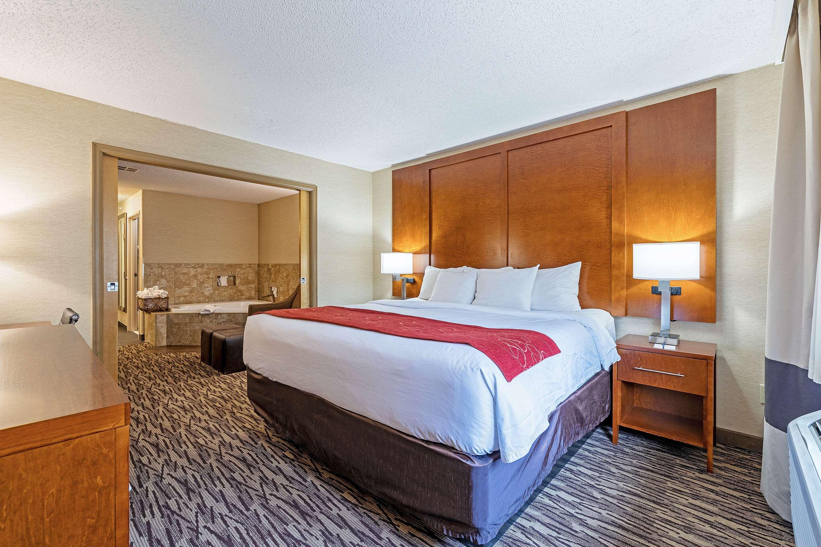 Comfort Suites Golden West On Evergreen Parkway Екстериор снимка