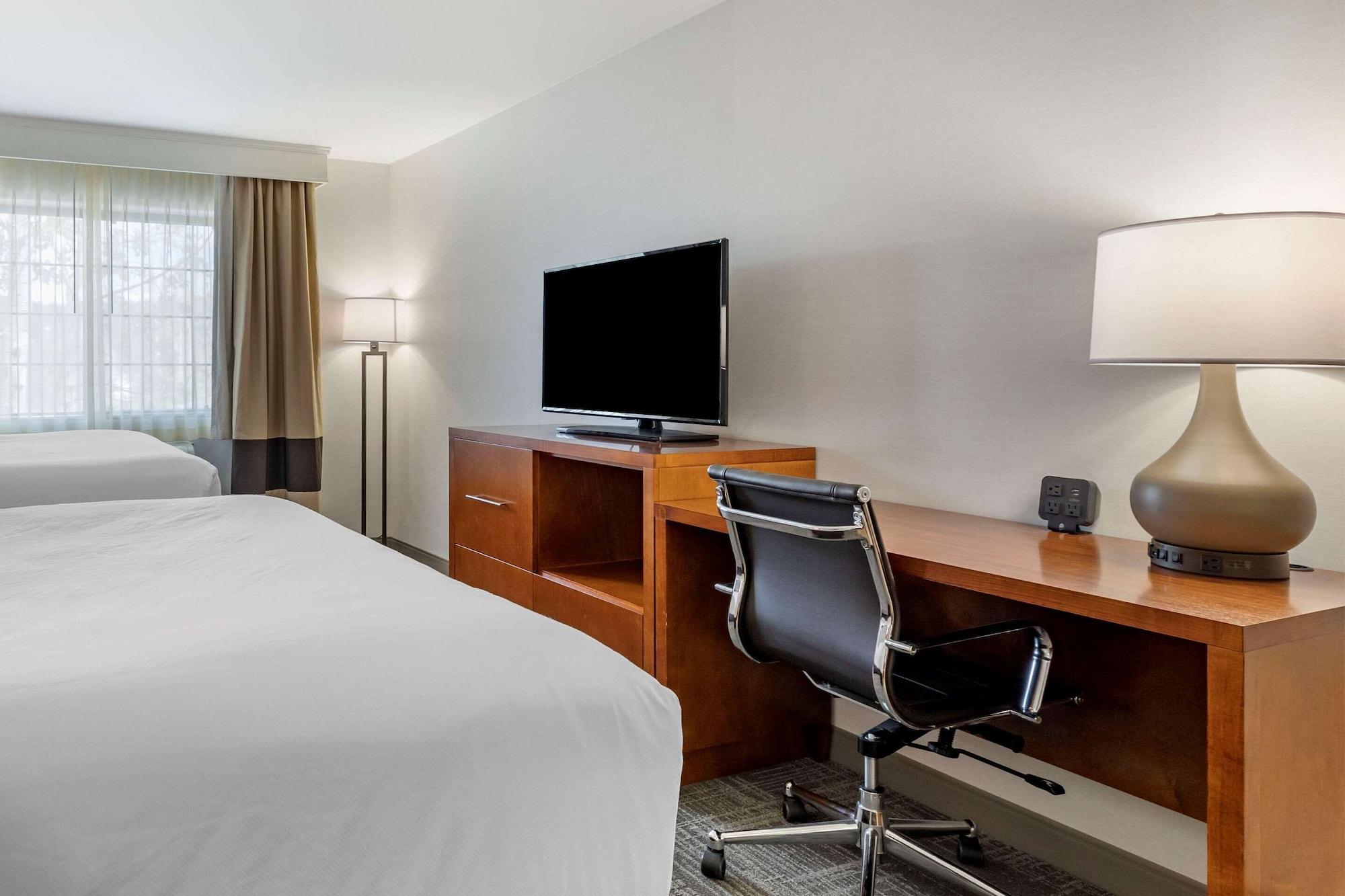 Comfort Suites Golden West On Evergreen Parkway Екстериор снимка