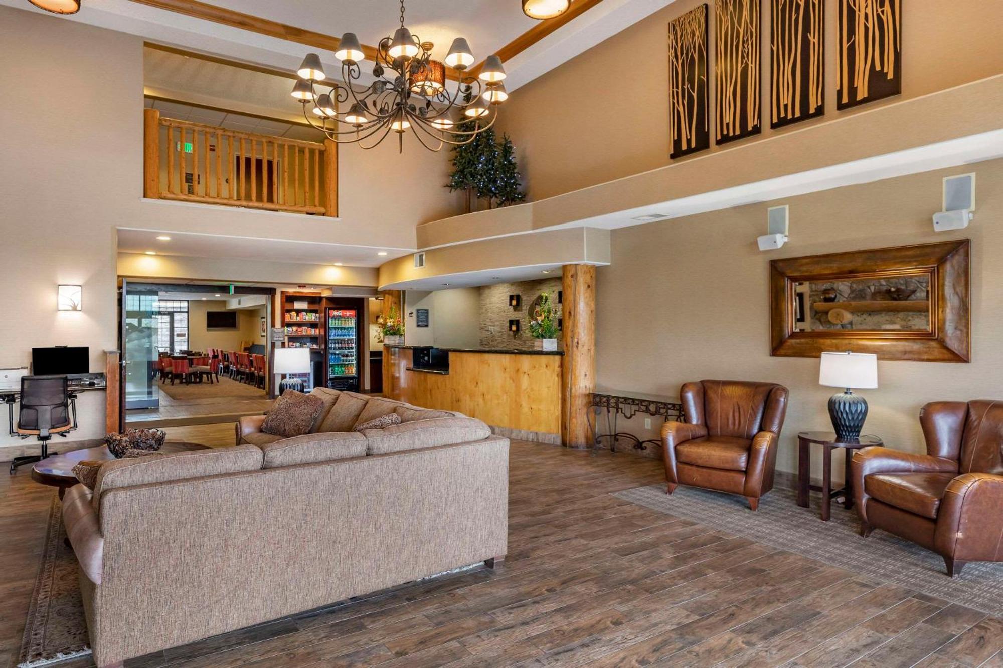 Comfort Suites Golden West On Evergreen Parkway Екстериор снимка