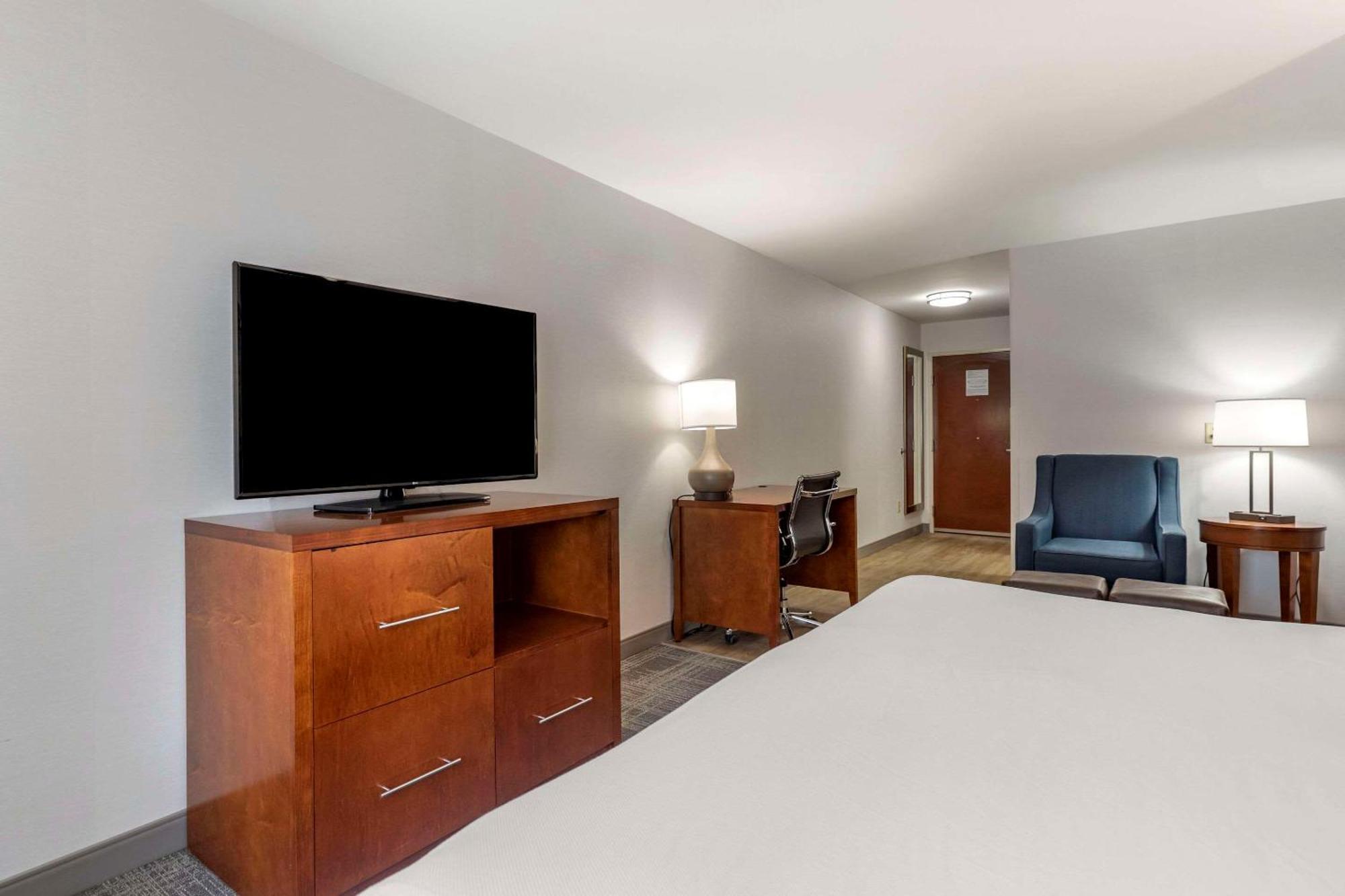 Comfort Suites Golden West On Evergreen Parkway Екстериор снимка